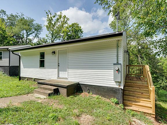 2nd image of 624 Sylvan Dr