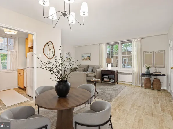 230 N Thomas St APT 3, Arlington, VA 22203