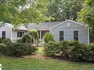 21 Paddock Ln, Greer, SC 29650