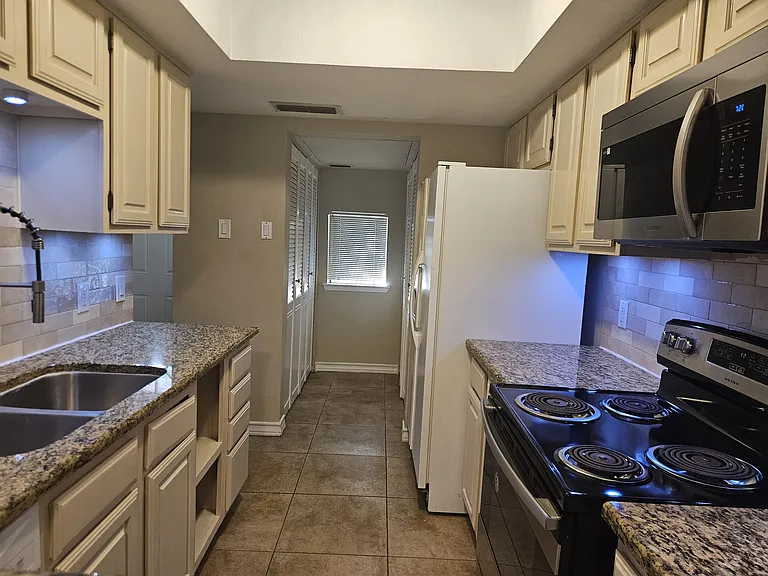4535 N O'Connor Rd #1214 — Photo 10
