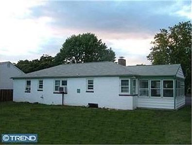 2nd image of 208 Lorraine Ave
