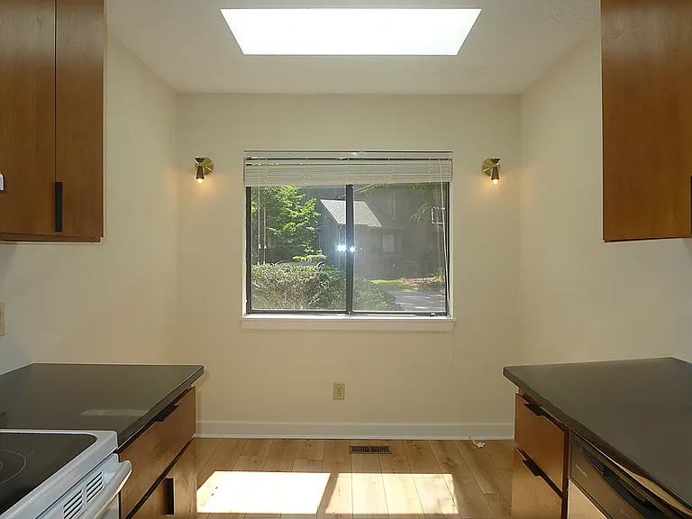 424 Fairoaks Cir — Photo 12