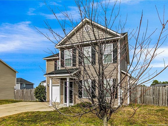 3rd image of 2116 Saint Nicholas Dr