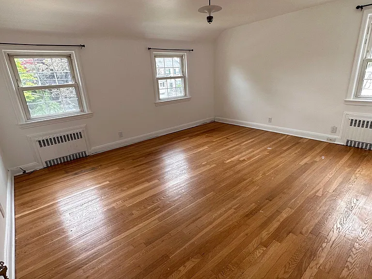 34 Edgewood Rd — Photo 10