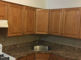 3085 41st St, Astoria, NY 11103