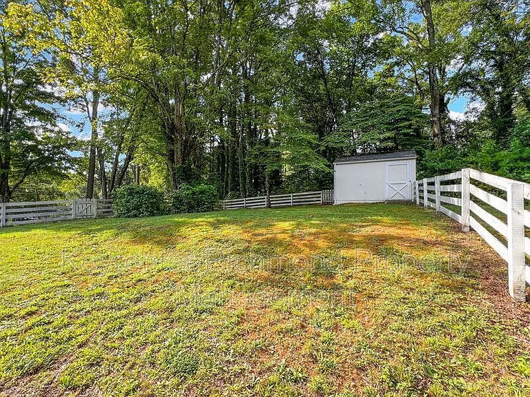 5509 Swan Dr — Photo 24