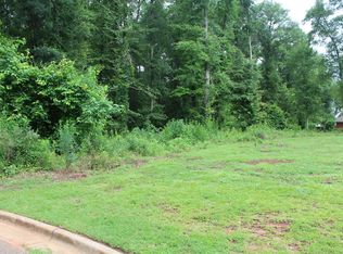 404 Blue Heron Ct, Albany, GA 31721