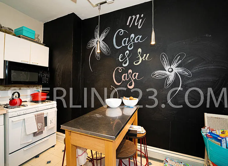 2714 23rd Ave #2R — Photo 3