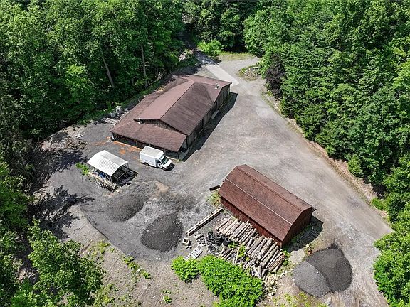 4th image of 111 Behm Rd