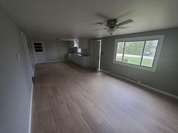 4th image of 701 W Malissa Ave #701