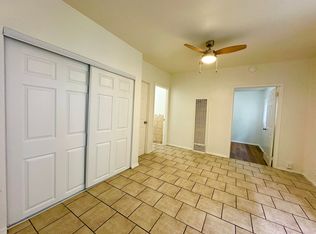 1733 E 63rd St #1/2, Los Angeles, CA 90001