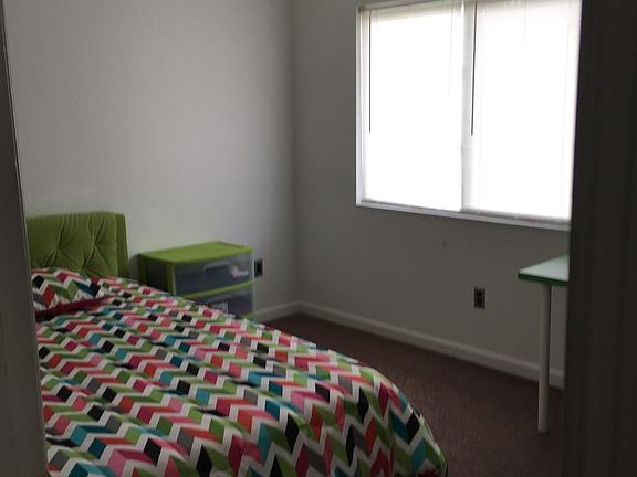 5th image of 1011 Greenob Dr