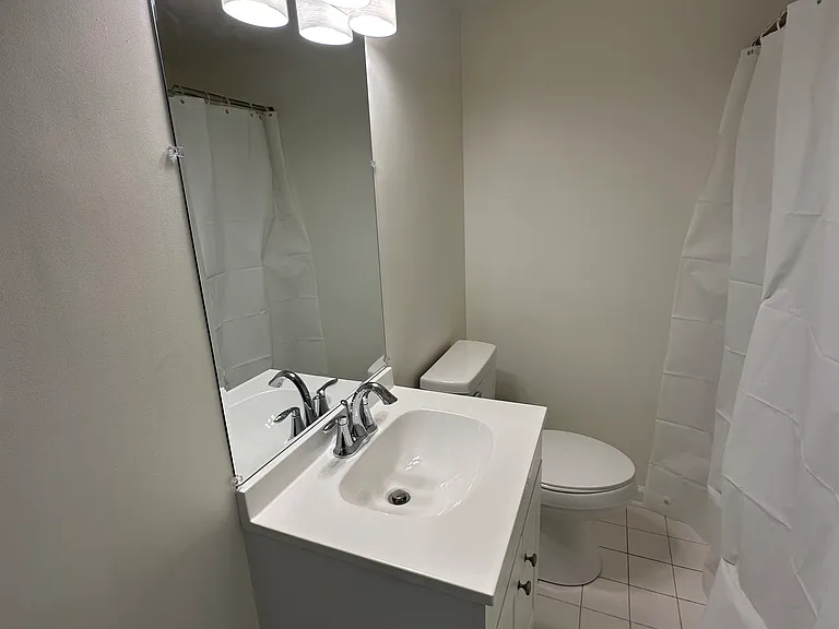 10 Cedar Ave #E — Photo 6