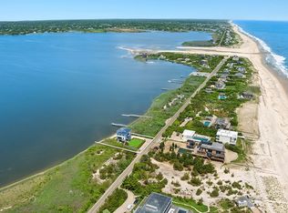 1122 Flying Point Rd, Water Mill, NY 11976