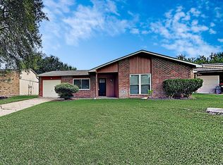 630 Stonewall Dr, Richmond, TX 77469