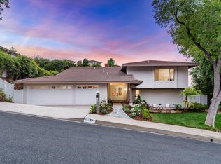 1238 Brookview Ave, Kingsburg, CA 93631