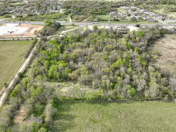 Bellmead Dr, Waco, TX 76705