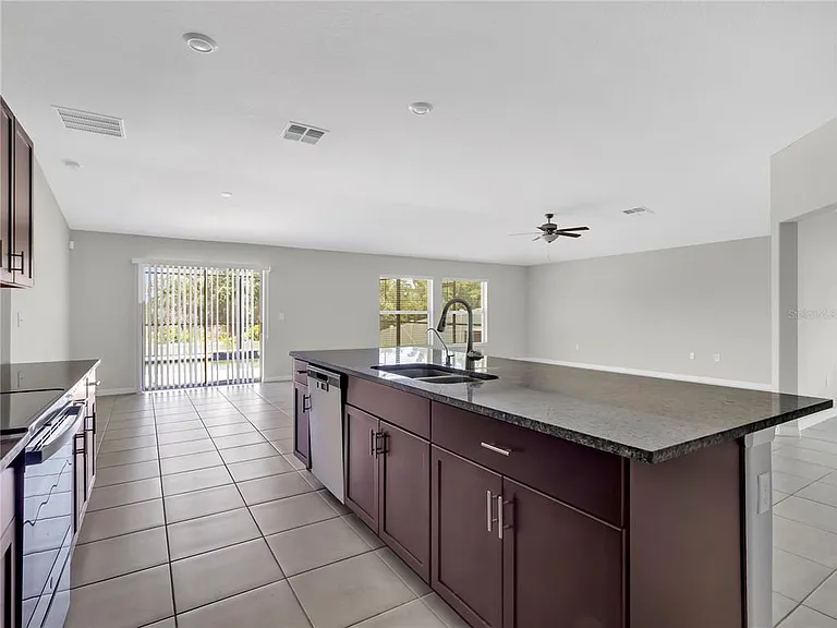 16568 Delia St — Photo 23