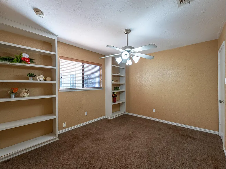 6030 Gallant Forest Dr — Photo 24
