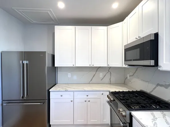 73 Winchester St, Medford, MA
