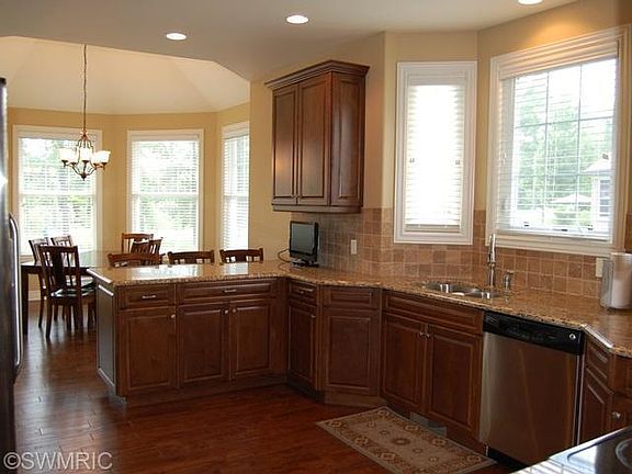 4th image of 12093 Tullymore Dr #4