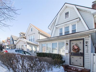 151-08 33RD Road, Flushing, NY, 11354