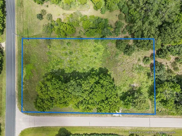 L12 Poplar Road, Baraboo, WI 53913