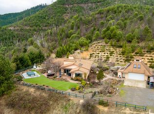 5717 Elk Creek Rd, Trail, OR 97541