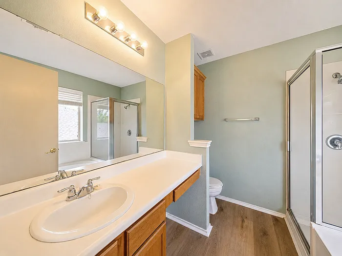 5509 Bentsen Ln — Photo 10