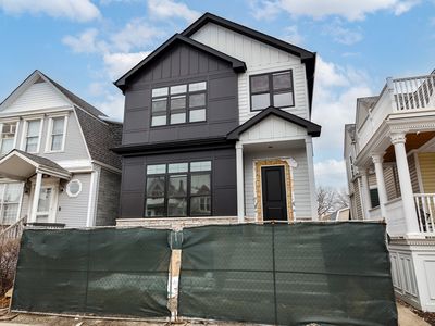 3638 N Richmond St, Chicago, IL, 60618