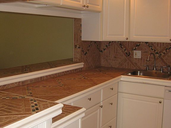 3rd image of 1000 Hillcrest Ct APT 115