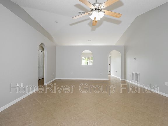 5th image of 4557 SW Tabor St