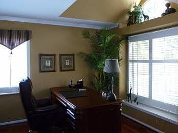 4th image of 18160 Blue Heron Pointe Dr
