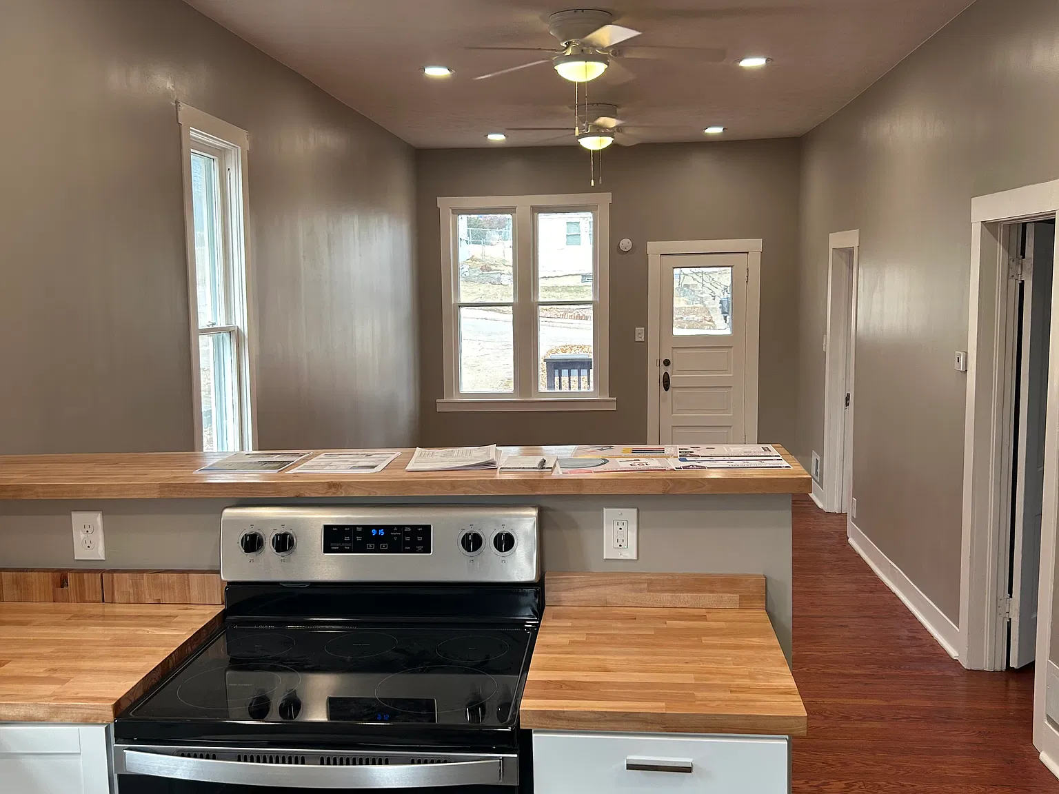 5133 Pine St — Photo 4