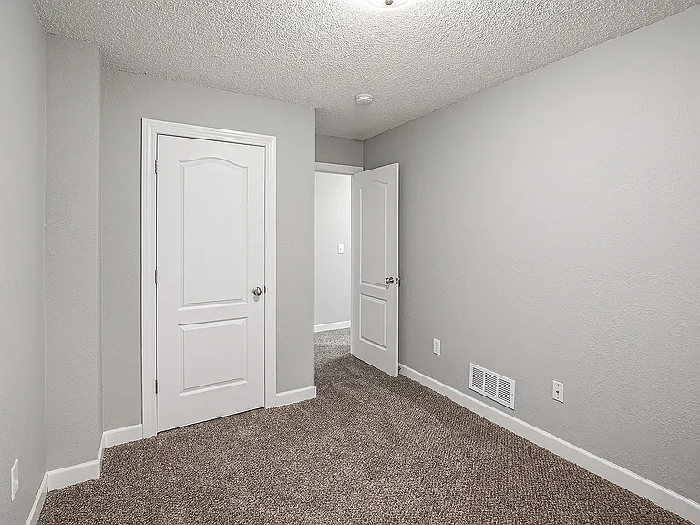 Timbers East - 10522 — Photo 16