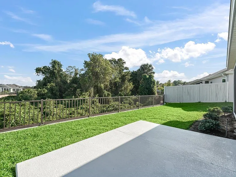 1393 Daniel Way — Photo 39