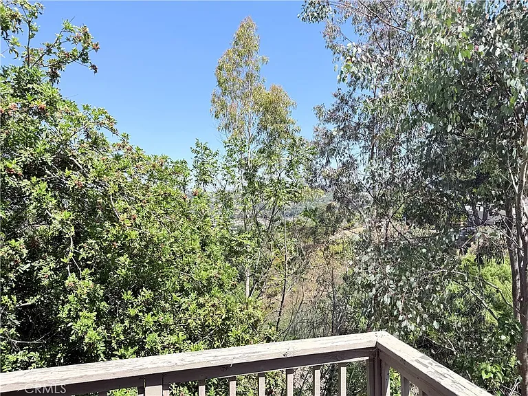 20834 Crest Ln — Photo 14