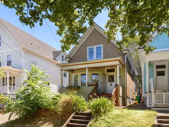 546 NE Stanton St, Portland, OR 97212
