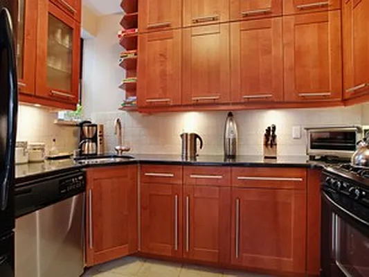 Sold by Corcoran | media 14