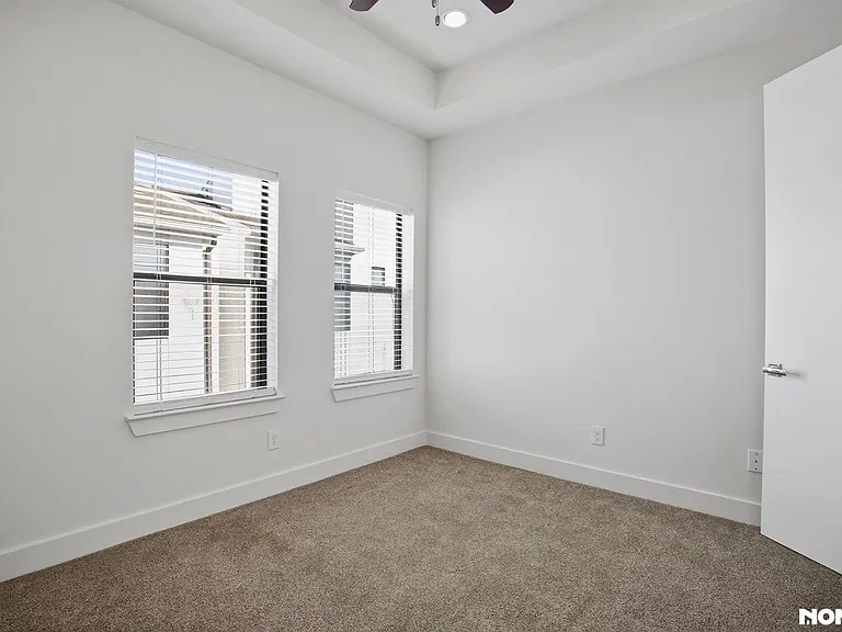 1706 Alamo St — Photo 10