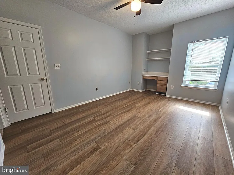 6005 Rosebud Ln #301 — Photo 21