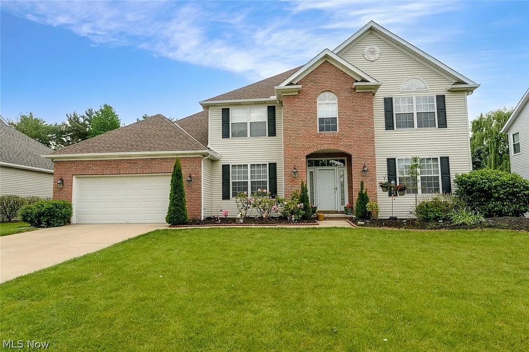 20441 Beechwood Ln photo 1