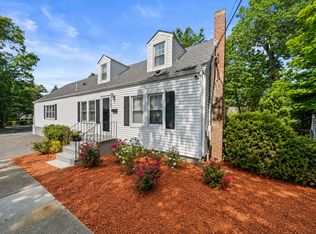 1822 Washington St, Braintree, MA 02184