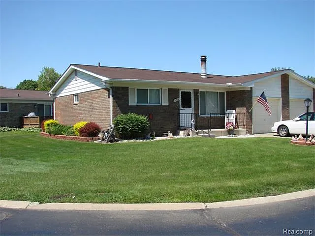 28528 Dino Cir photo 1