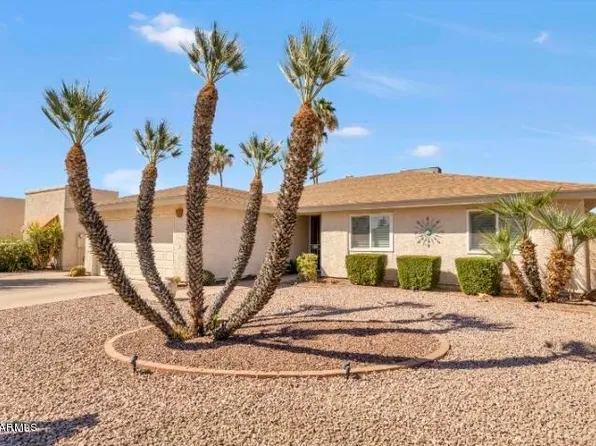 26622 S New Town Dr, Sun Lakes, AZ 85248