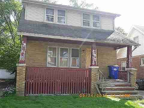 968 E Robinwood