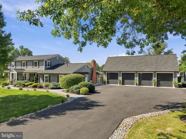 104 N Vassar Dr, Quakertown, PA 18951