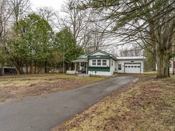 111 Bridge St, Carthage, NY 13619