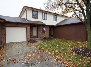 3216 Parkview Cir, Grove City, OH 43123