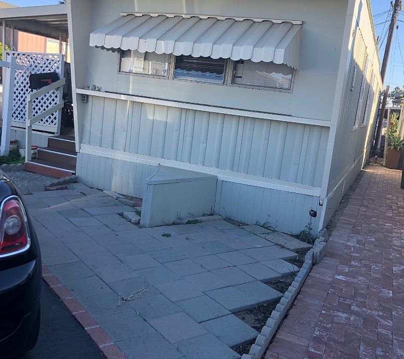 1st image of 1301 E Ventura Blvd Spc 79